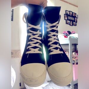 Rick owens : high fashion sneaker